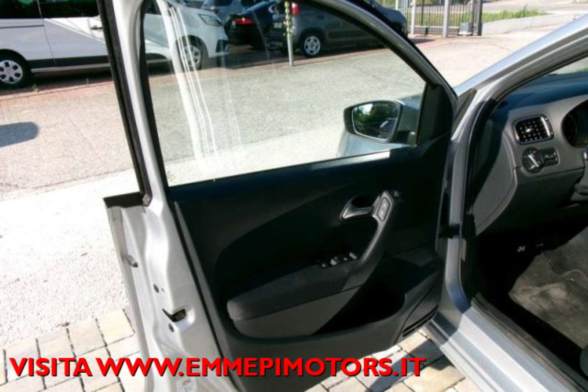 Volkswagen Polo 1.2 70 CV 5p. Comfortline (9)