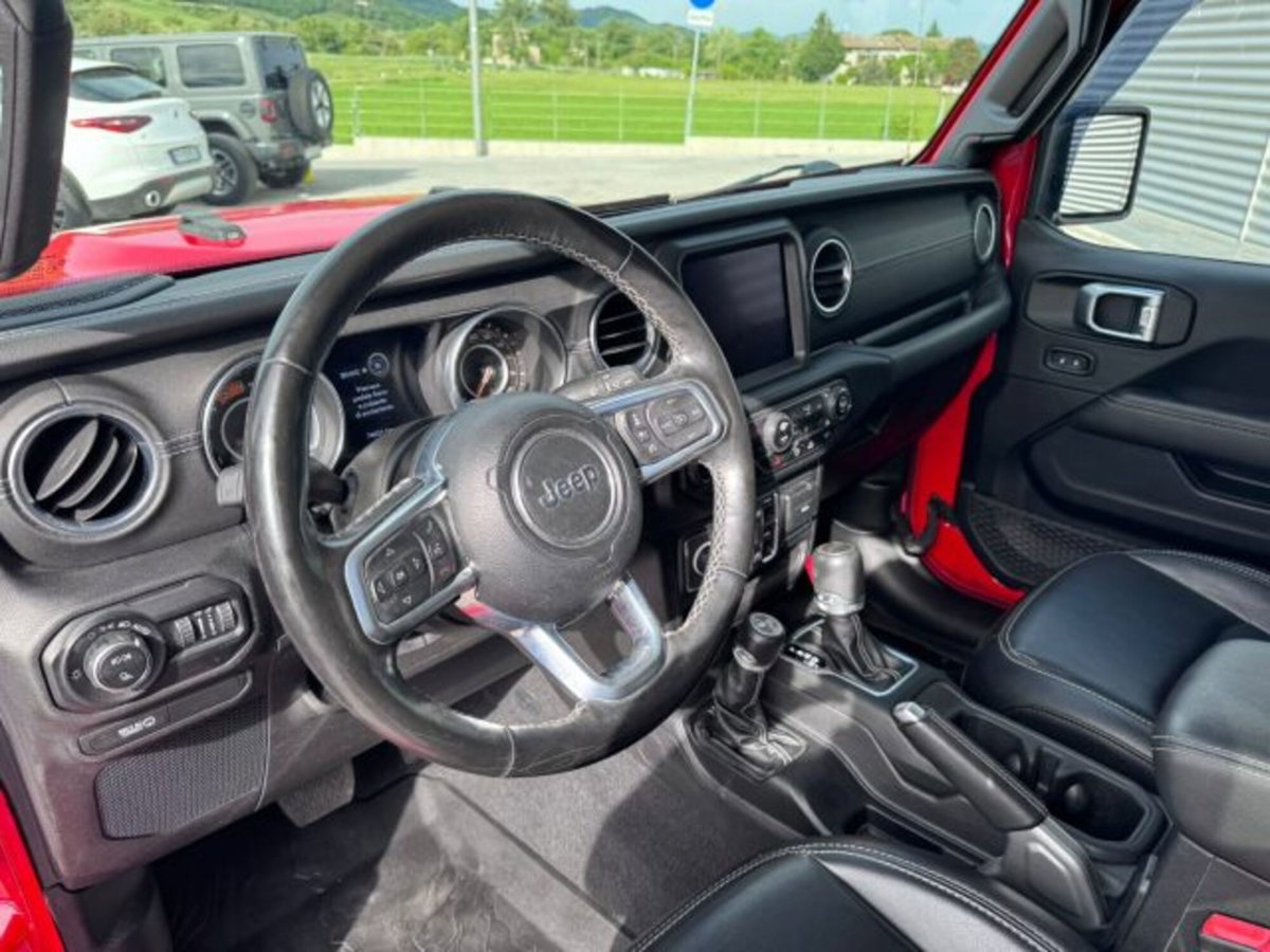 Jeep Gladiator 3.0 Diesel V6 Launch Edition (12)