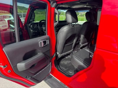 Jeep Gladiator 3.0 Diesel V6 Launch Edition (18)
