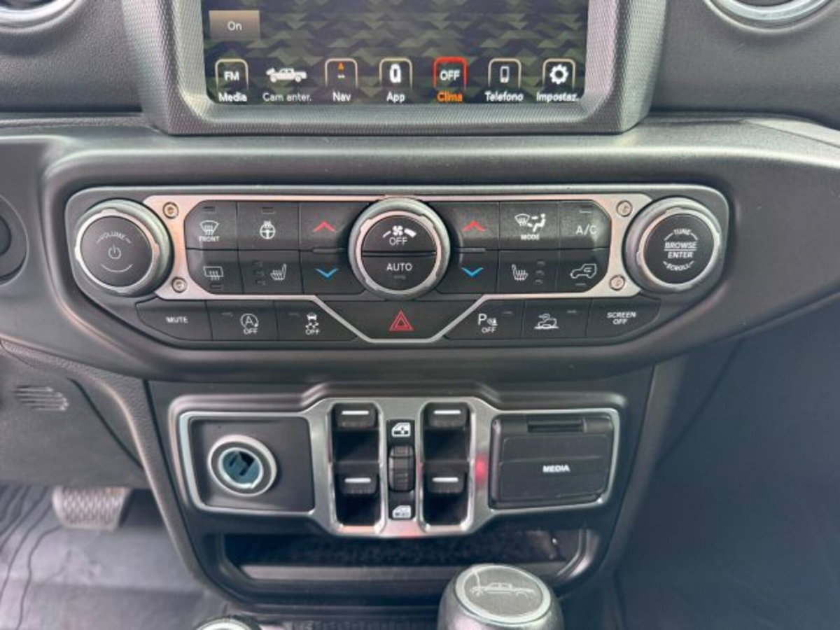 Jeep Gladiator 3.0 Diesel V6 Launch Edition (15)