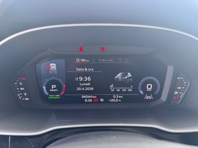 Audi Q3 Sportback 35 2.0 tdi Identity Black s-tronic (11)