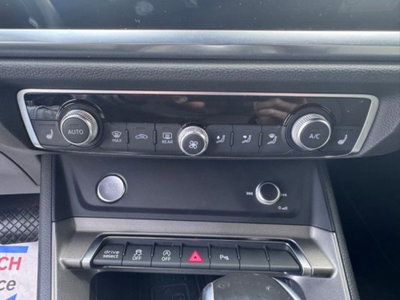 Audi Q3 Sportback 35 2.0 tdi Identity Black s-tronic (18)