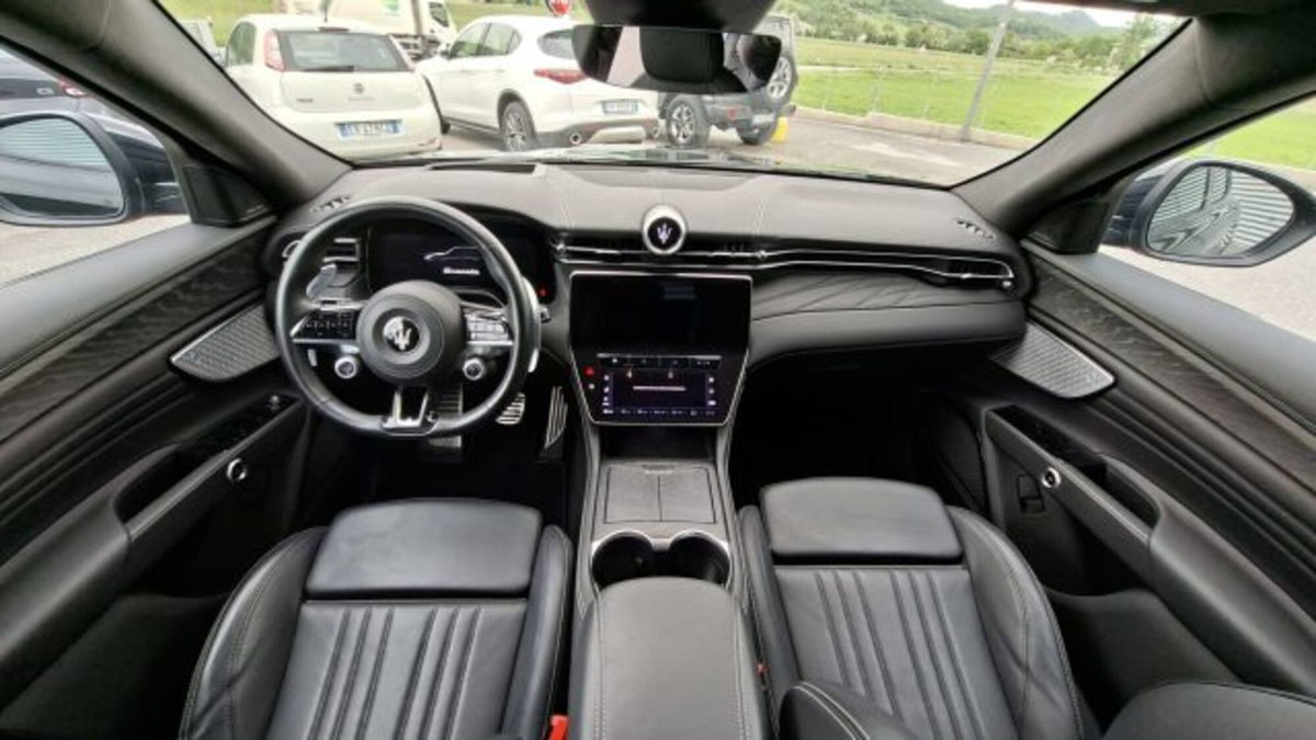 Maserati Grecale .0 mhev Modena 330cv auto (10)