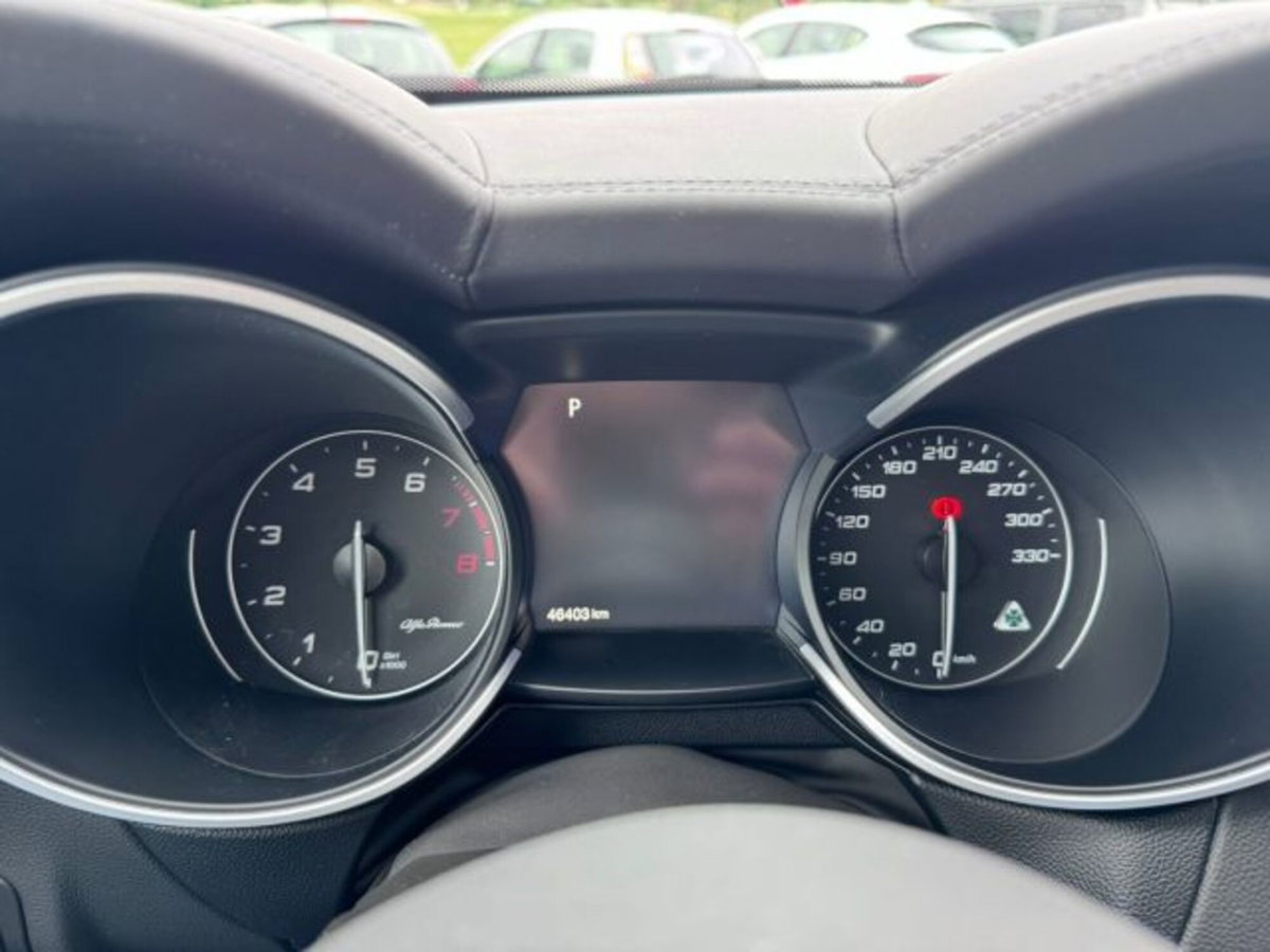 Alfa Romeo Stelvio Stelvio 2.9 Bi-Turbo V6 510 CV AT8 Quadrifoglio (18)