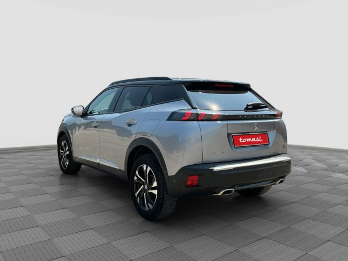 Peugeot 2008 PureTech 130 S&S EAT8 Allure Pack (3)