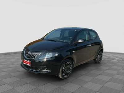 Lancia Ypsilon 1.0 FireFly 5 porte S&S Hybrid Ecochic Gold usata