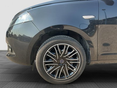 Lancia Ypsilon 1.0 FireFly 5 porte S&S Hybrid Ecochic Gold (15)
