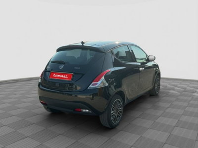 Lancia Ypsilon 1.0 FireFly 5 porte S&S Hybrid Ecochic Gold (5)