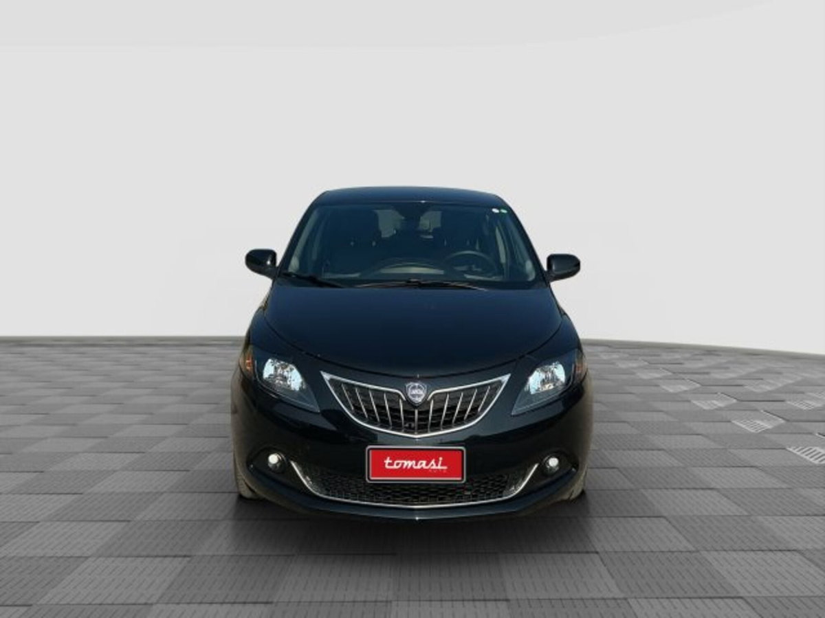 Lancia Ypsilon 1.0 FireFly 5 porte S&S Hybrid Ecochic Gold (8)