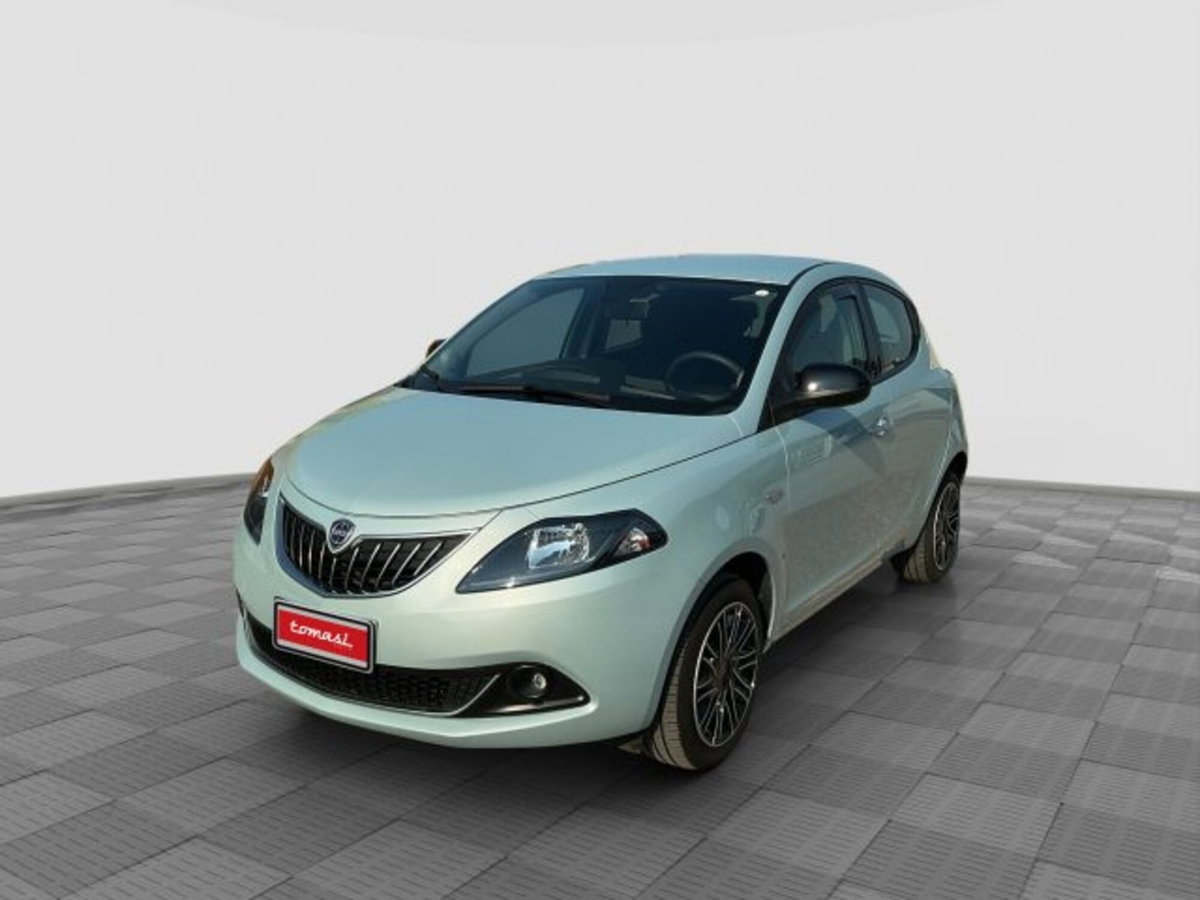 Lancia Ypsilon 1.2 69 CV 5 porte GPL Ecochic Alberta Ferretti