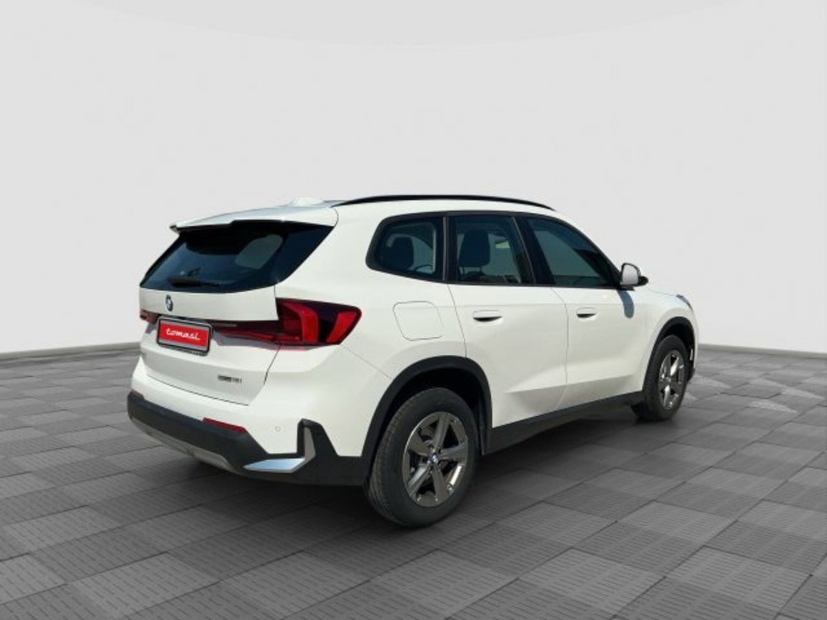 BMW X1 sDrive 18i Msport (5)