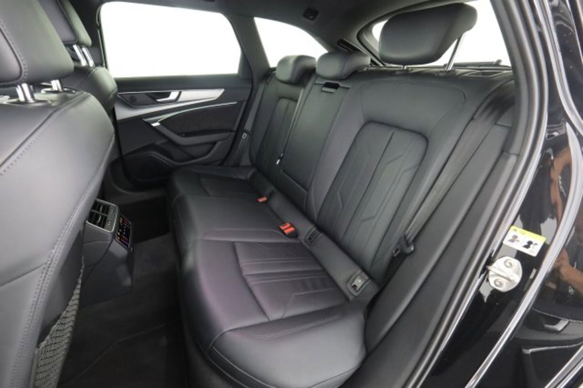 Audi A6 Avant 40 2.0 TDI S tronic Business Sport (3)