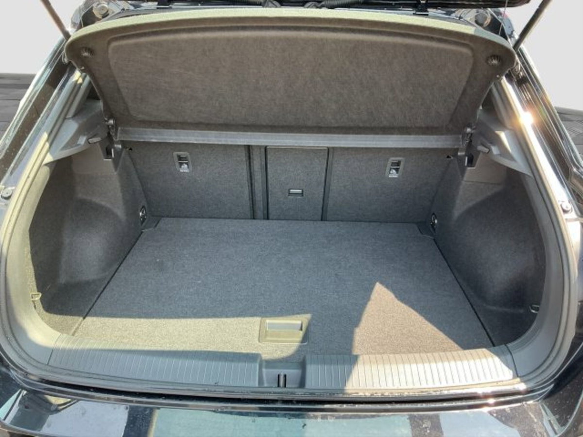 Volkswagen T-Roc 1.0 TSI R-Line (13)