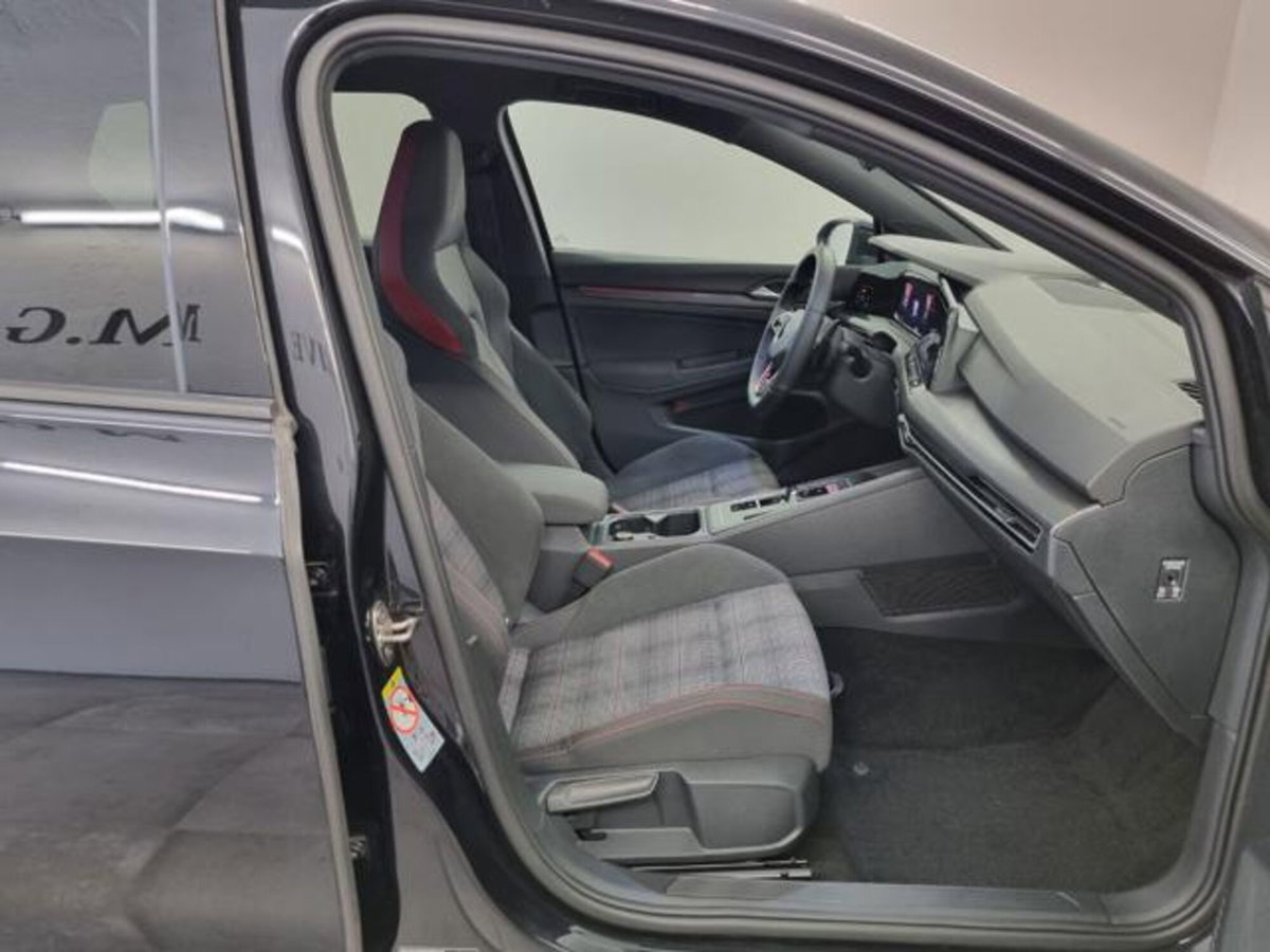 Volkswagen Golf 2.0 TSI GTI DSG (7)