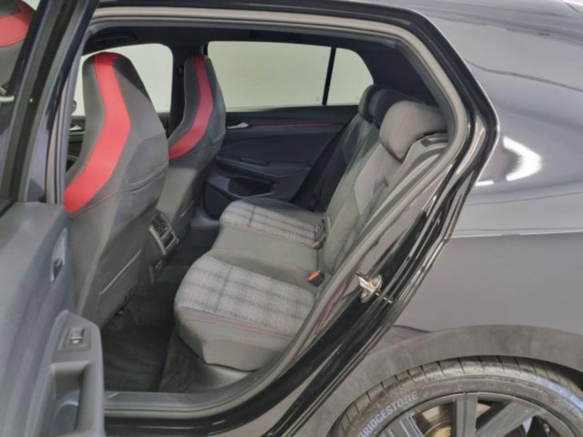 Volkswagen Golf 2.0 TSI GTI DSG (8)