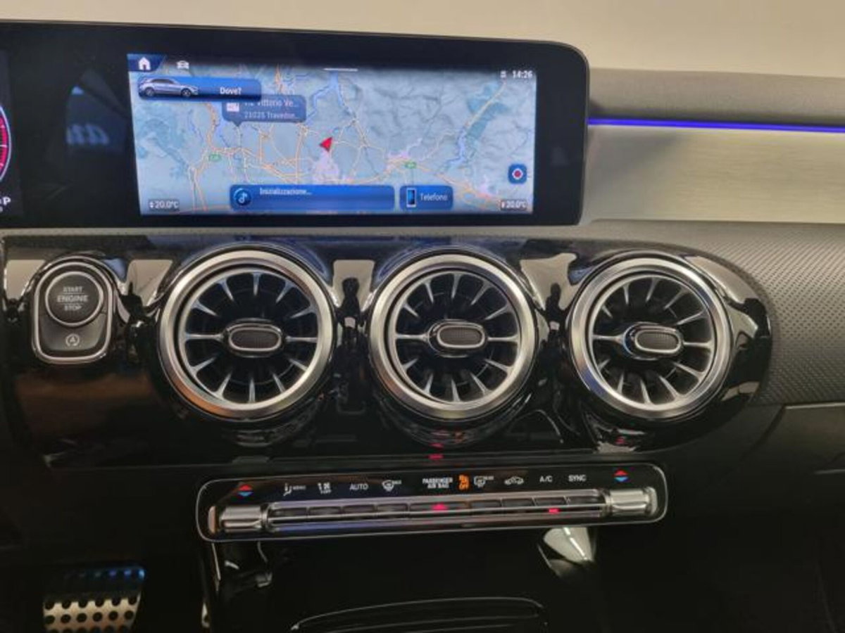 Mercedes-Benz Classe A 180 AMG Line Premium Plus auto (14)