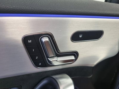 Mercedes-Benz Classe A 180 AMG Line Premium Plus auto (17)