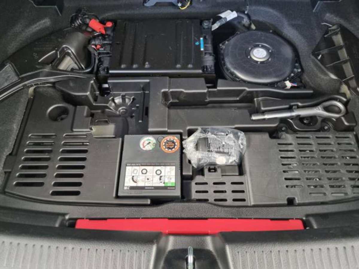 Mercedes-Benz Classe A 180 AMG Line Premium Plus auto (19)