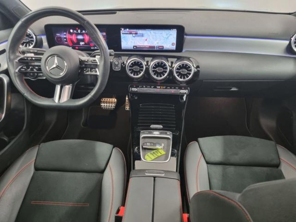 Mercedes-Benz Classe A 180 AMG Line Premium Plus auto (6)