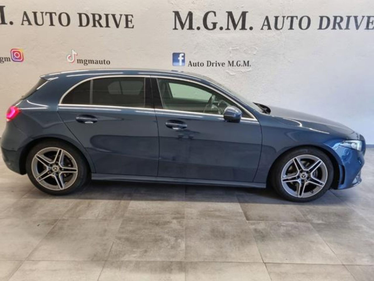Mercedes-Benz Classe A 180 d Automatic Premium (4)