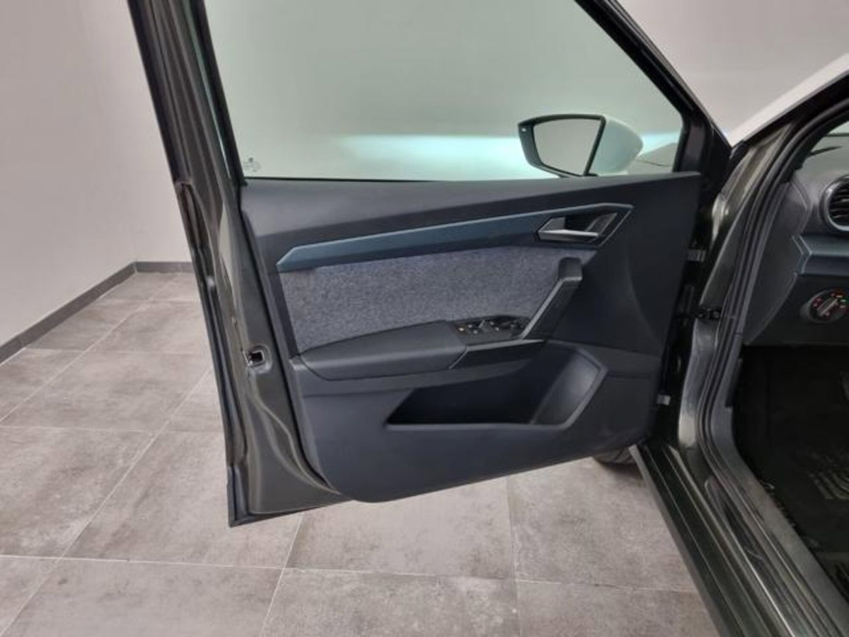 SEAT Arona 1.0 EcoTSI 110 CV DSG XPERIENCE (20)