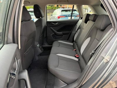 Skoda Kamiq 1.0 tsi Selection 95cv (10)