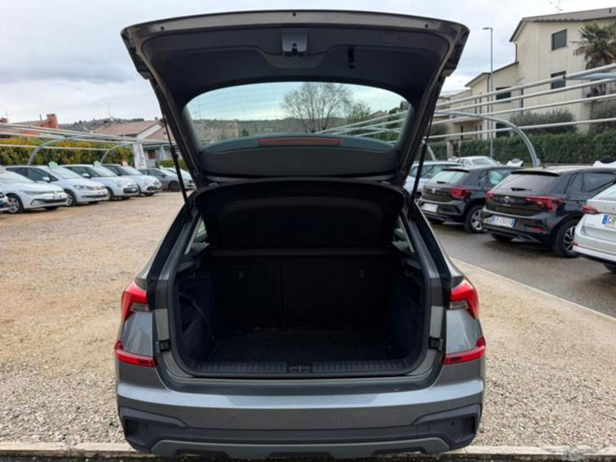 Skoda Kamiq 1.0 tsi Selection 95cv (11)