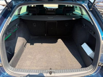 Skoda Octavia Station Wagon 2.0 TDI EVO SCR DSG Wagon Executive (13)