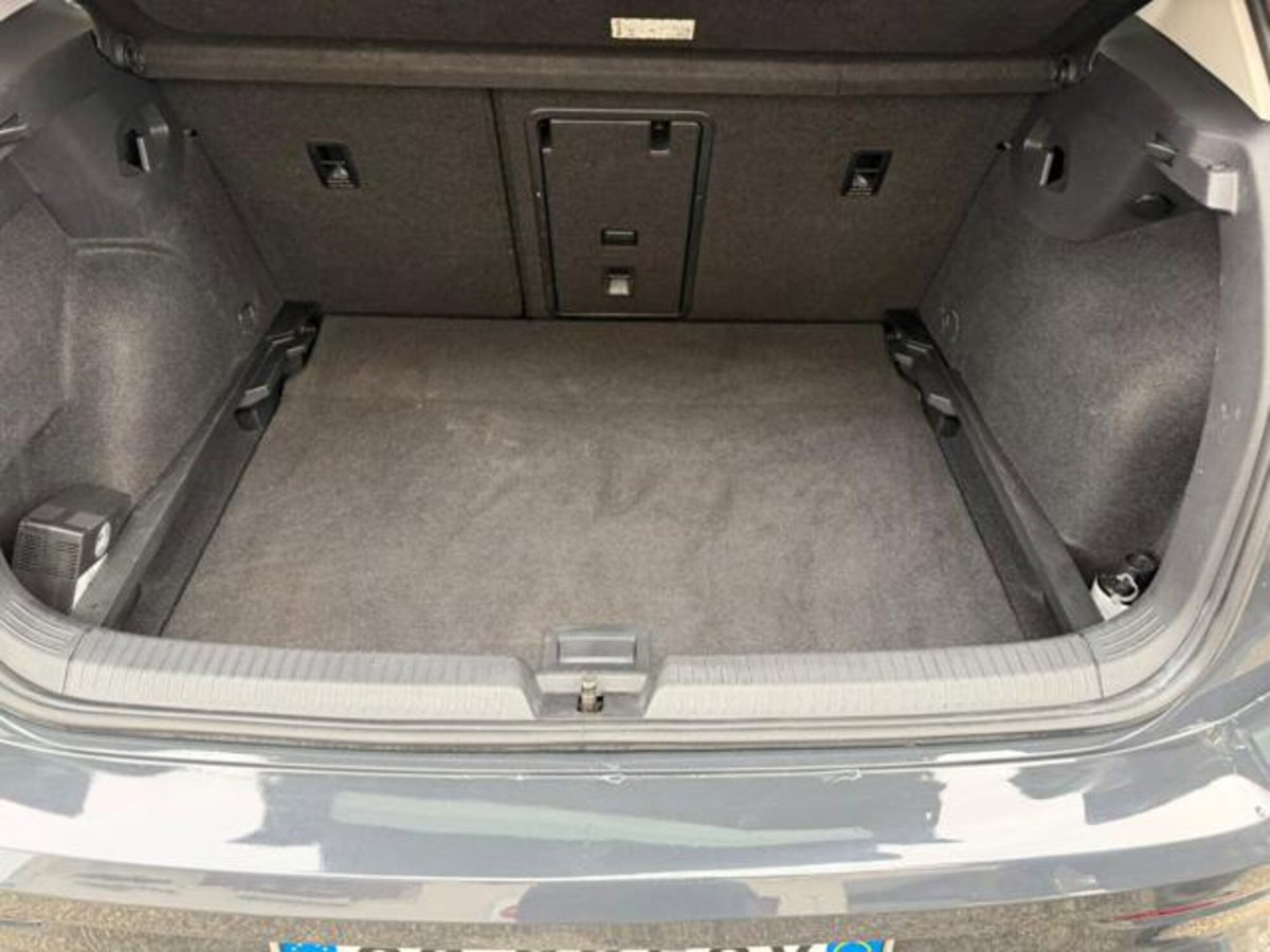 Volkswagen Golf 1.0 TSI EVO Life (13)