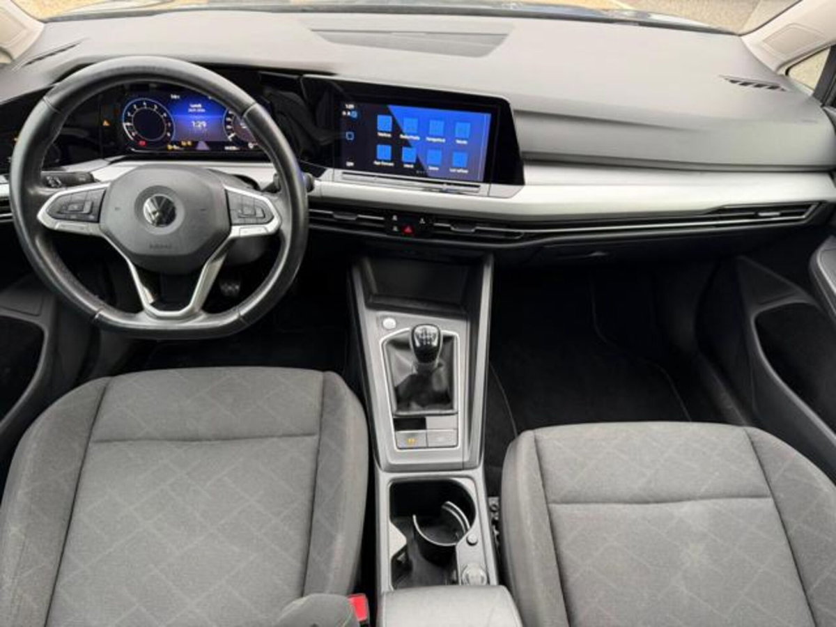 Volkswagen Golf 1.0 TSI EVO Life (7)