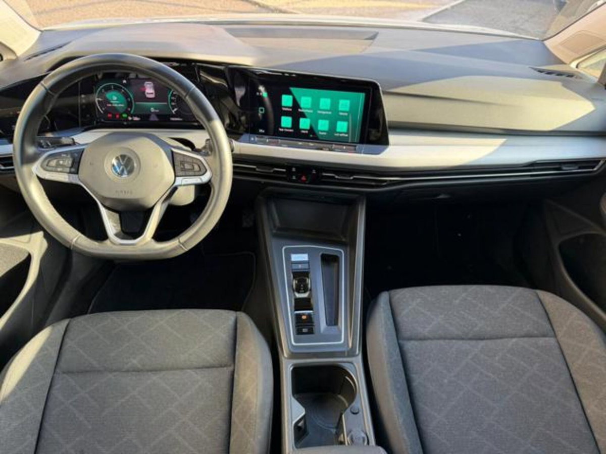 Volkswagen Golf Variant 2.0 TDI SCR DSG Life (6)