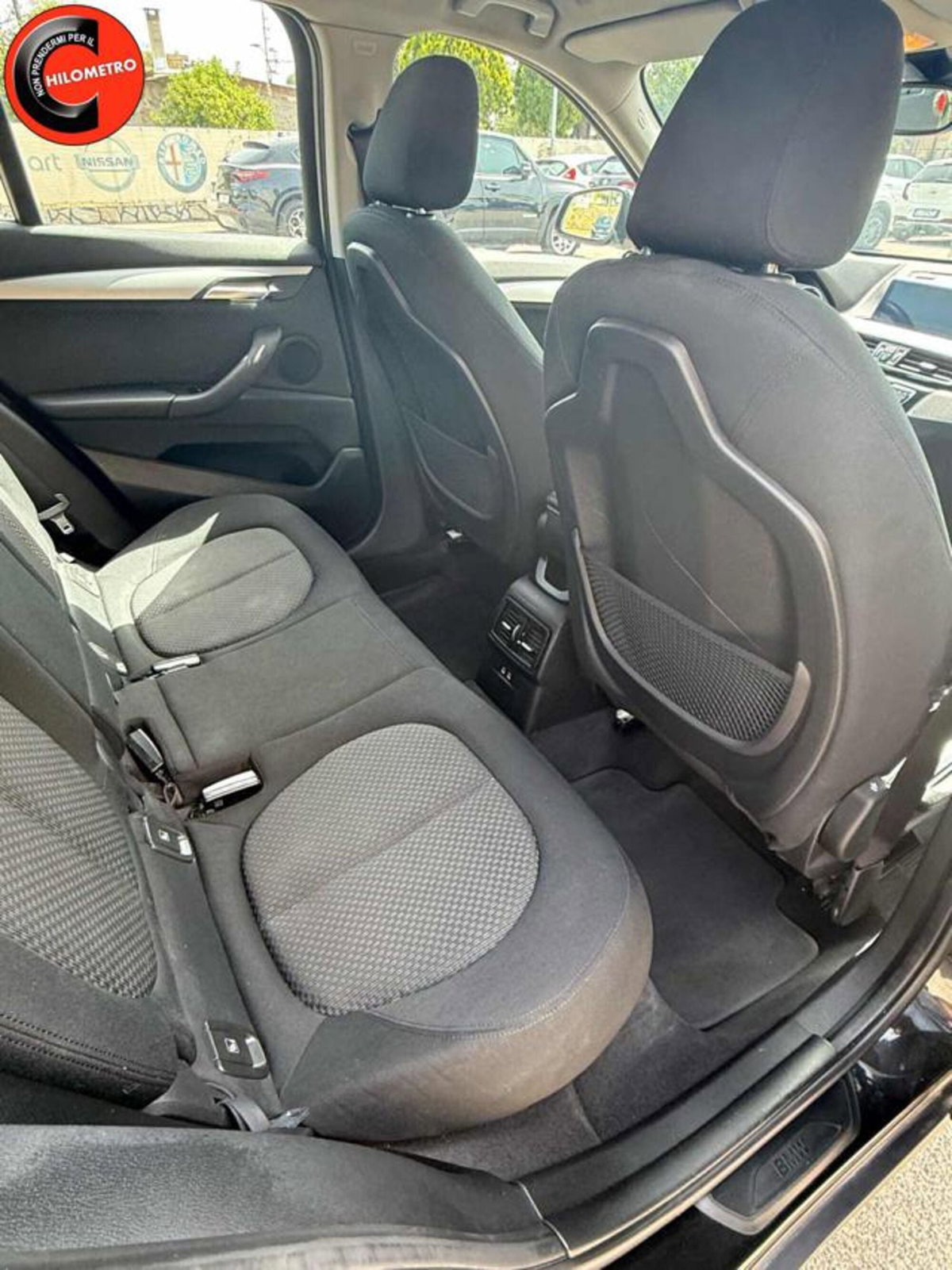 BMW X1 sDrive16d Business Advantage (16)