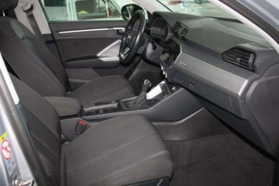 Audi Q3 40 TDI quattro S tronic (9)