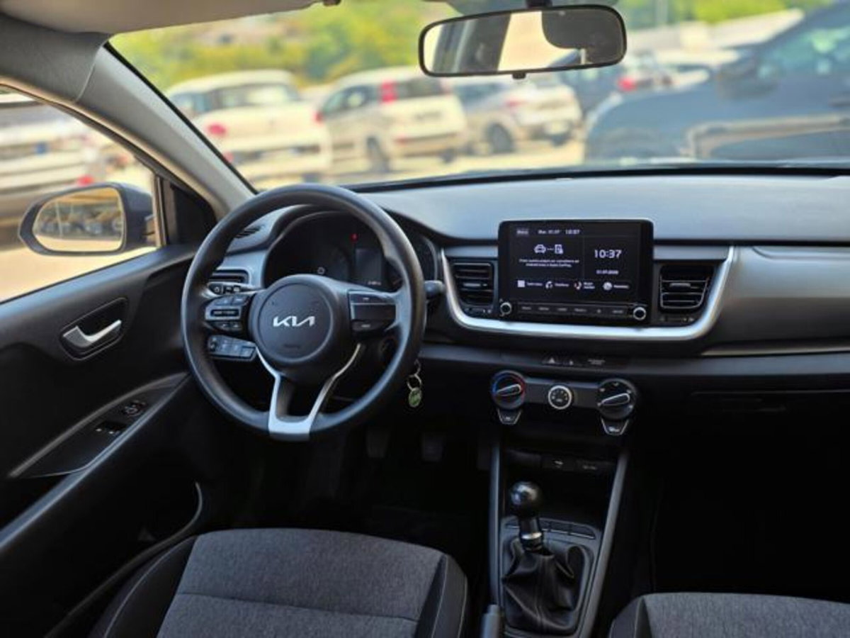 Kia Stonic 1.2 ECO GPL Urban (8)