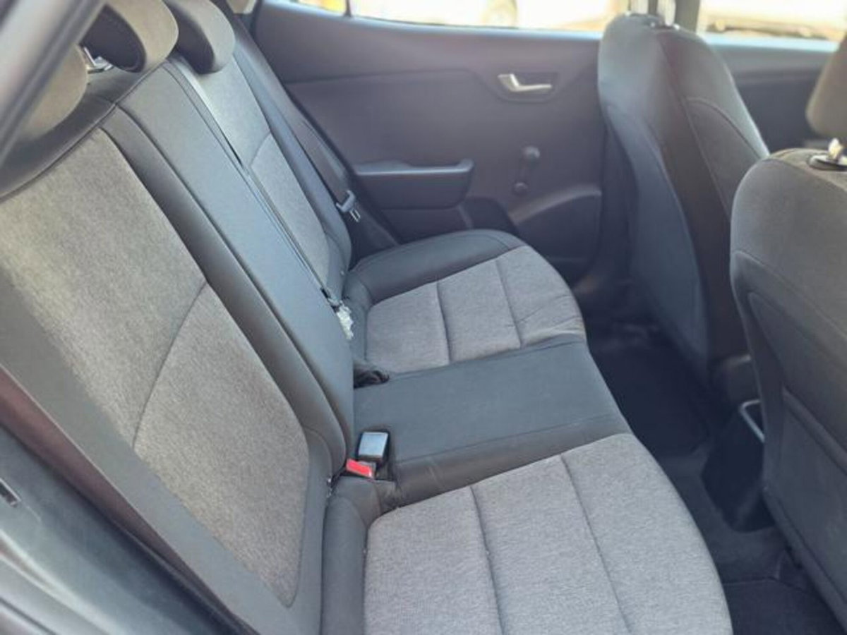 Kia Stonic 1.2 ECO GPL Urban (9)
