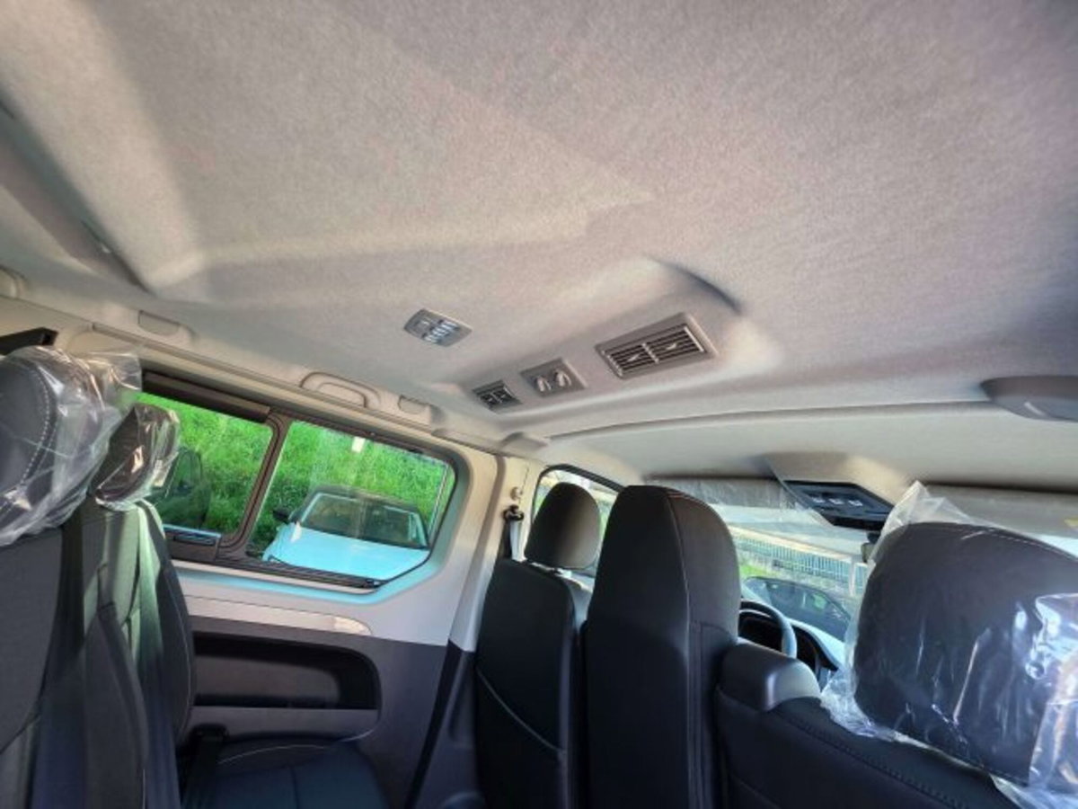 Renault Trafic 2.0 blue dci 150cv L2 Equilibre (12)