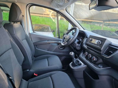 Renault Trafic 2.0 blue dci 150cv L2 Equilibre (8)