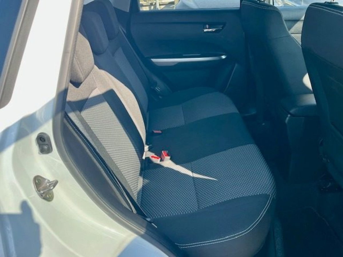 Suzuki Vitara 1.0 Boosterjet Cool (11)