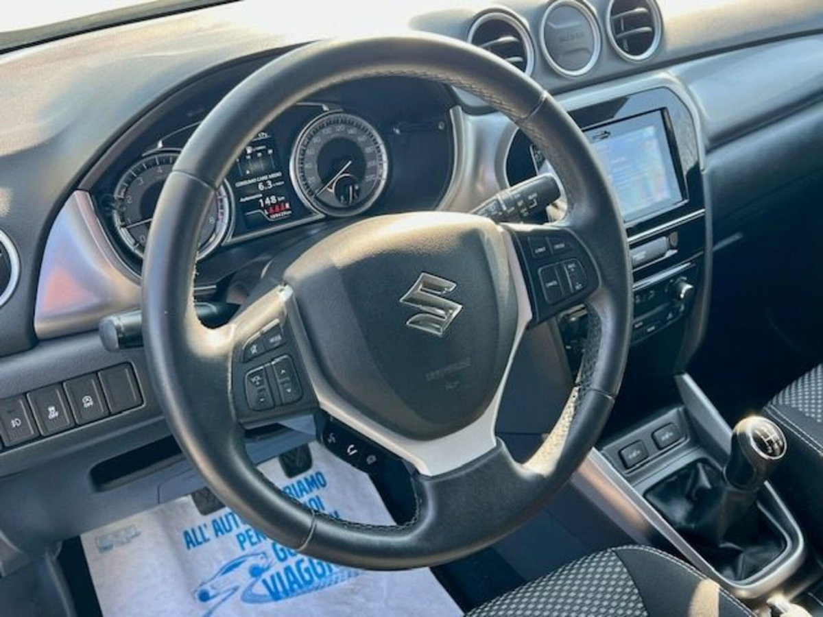 Suzuki Vitara 1.0 Boosterjet Cool (14)