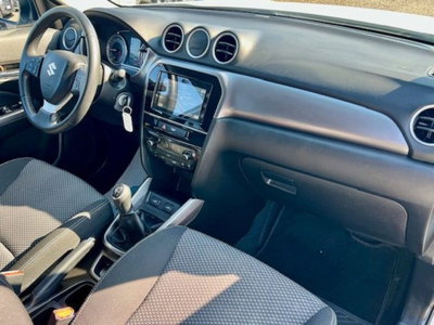 Suzuki Vitara 1.0 Boosterjet Cool (17)