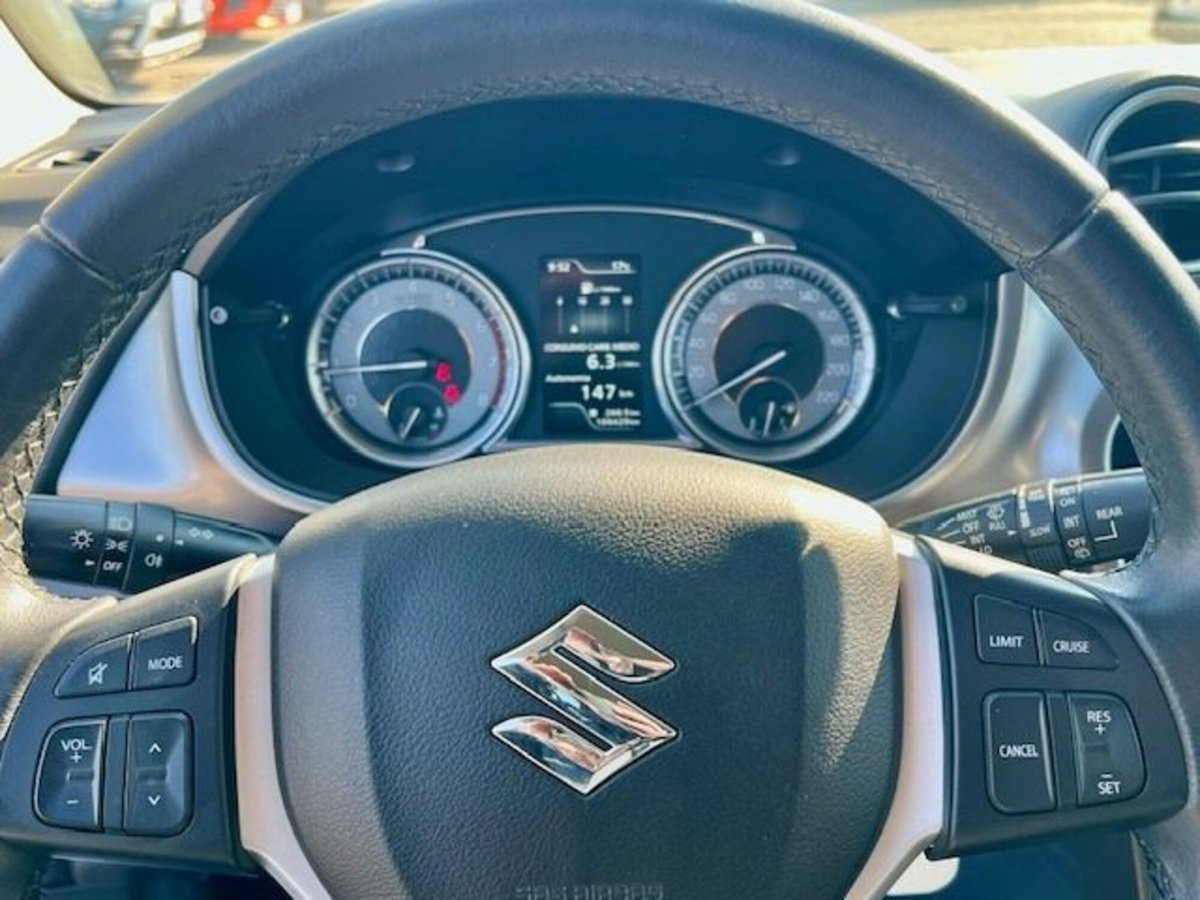 Suzuki Vitara 1.0 Boosterjet Cool (18)
