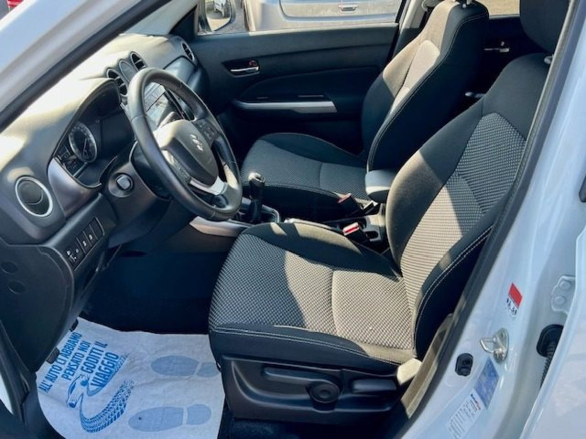 Suzuki Vitara 1.0 Boosterjet Cool (8)