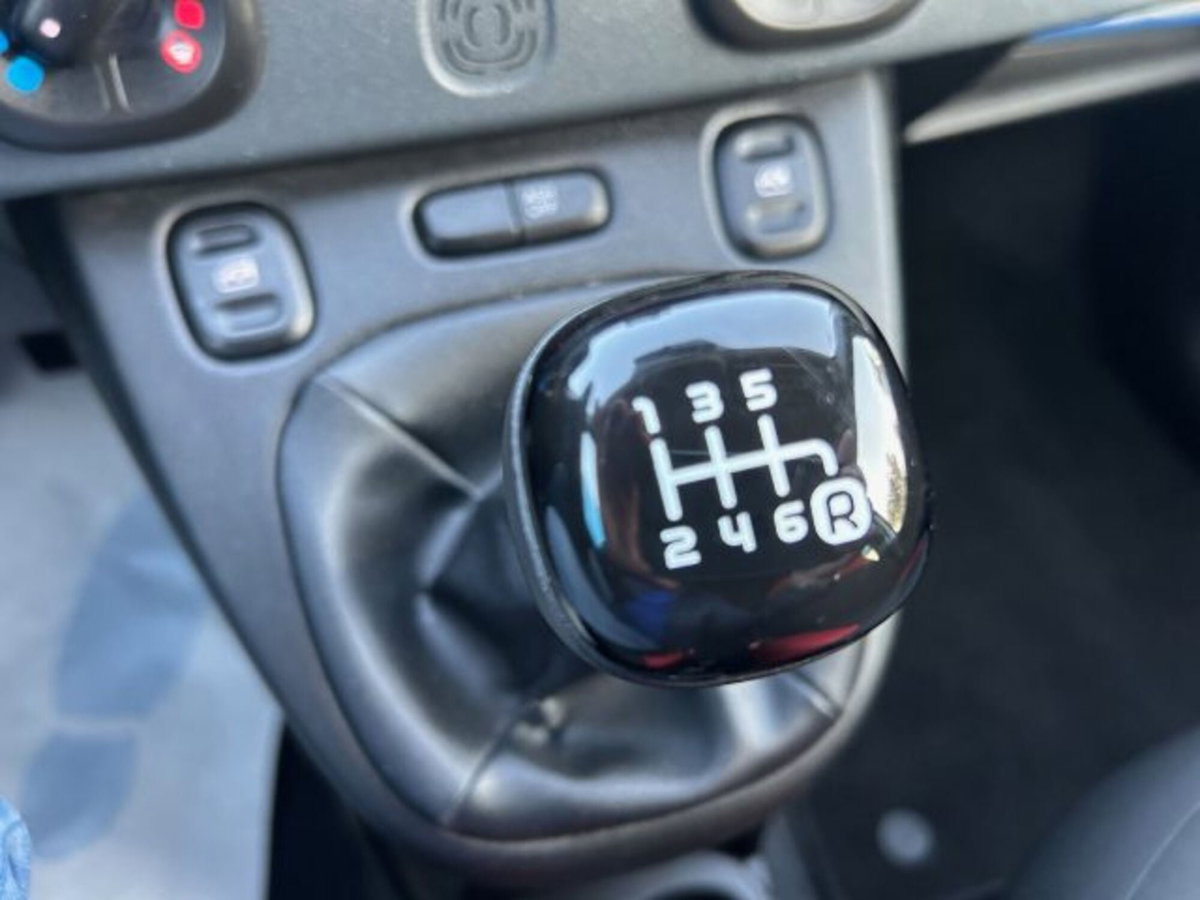 Fiat Panda 1.0 firefly hybrid s&s 70cv 5p.ti (13)