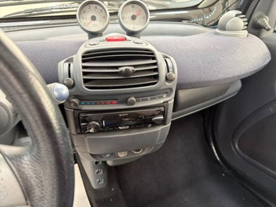 smart Fortwo 1000 45 kW MHD coupé pure (10)