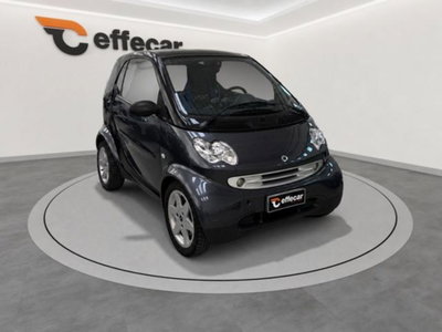 smart Fortwo 1000 45 kW MHD coupé pure (3)