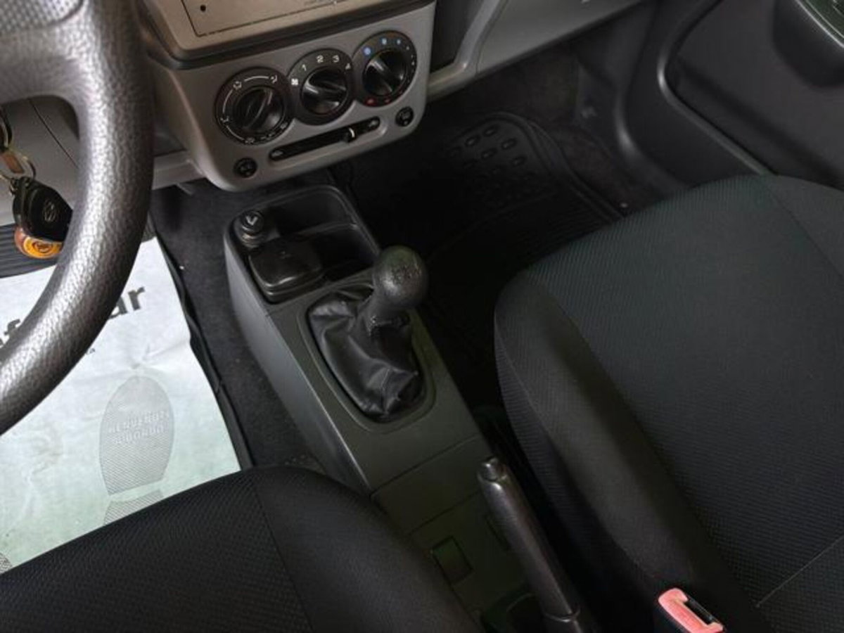 Suzuki Ignis 1.3 16V cat Deluxe (11)