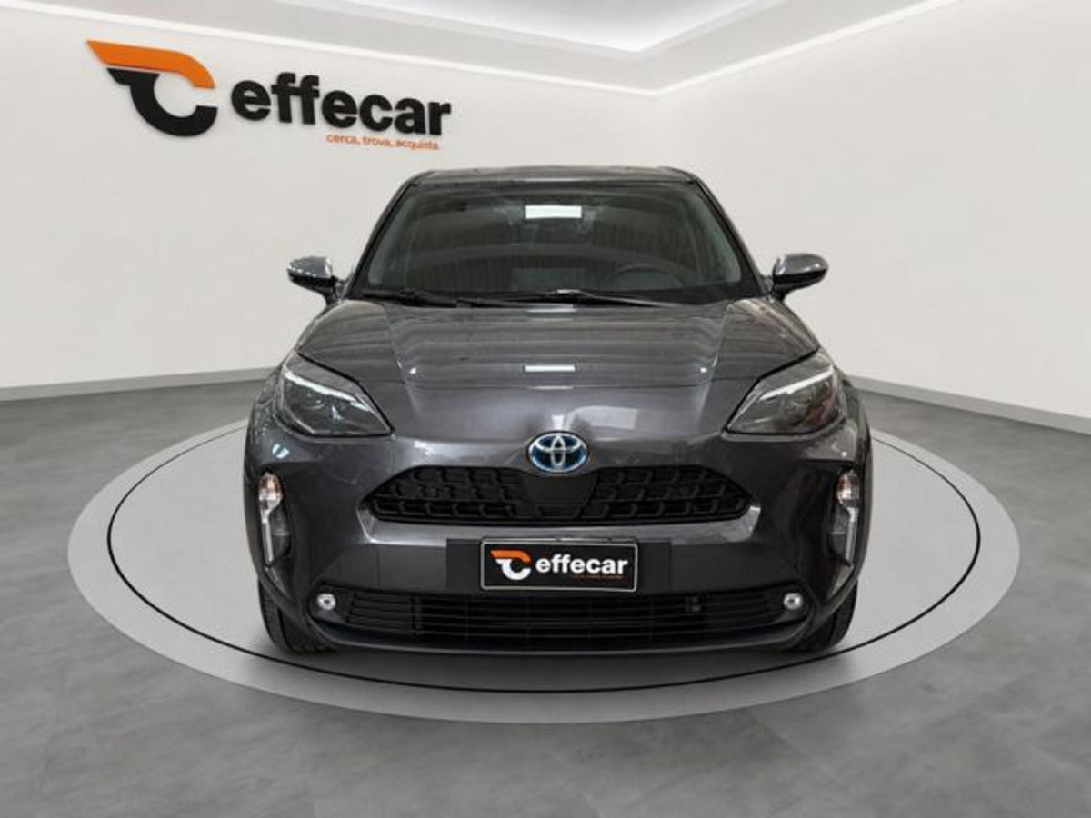 Toyota Yaris Cross 1.5h GR Sport Black Sky fwd 116cv e-cvt (2)