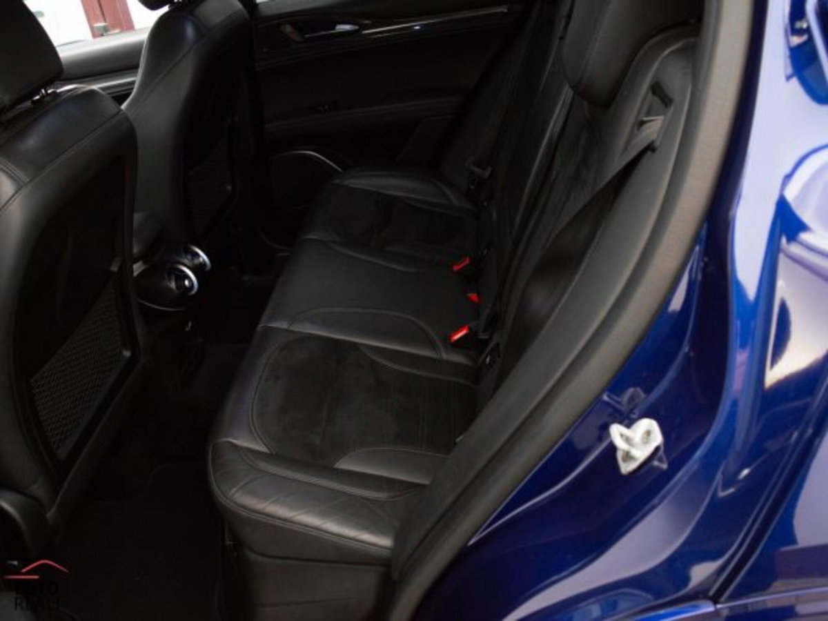 Alfa Romeo Stelvio Stelvio 2.2 Turbodiesel 210 CV AT8 Q4 Veloce (12)