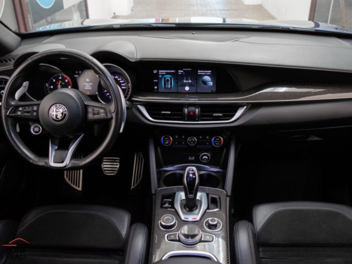Alfa Romeo Stelvio Stelvio 2.2 Turbodiesel 210 CV AT8 Q4 Veloce (13)
