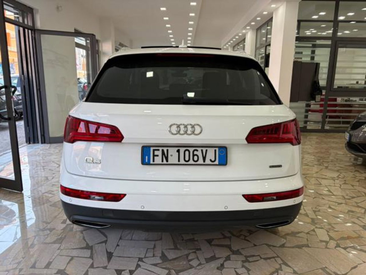 Audi Q5 2.0 TDI quattro S tronic Business (4)